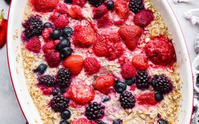 Baked Oatmeal with Berries (TikTok Viral!)
