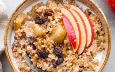 Slow Cooker Cinnamon Apple Oatmeal