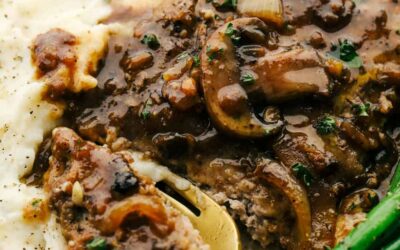 Cube Steaks with Mushroom Gravy