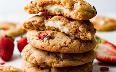 Strawberry Cheesecake Cookies