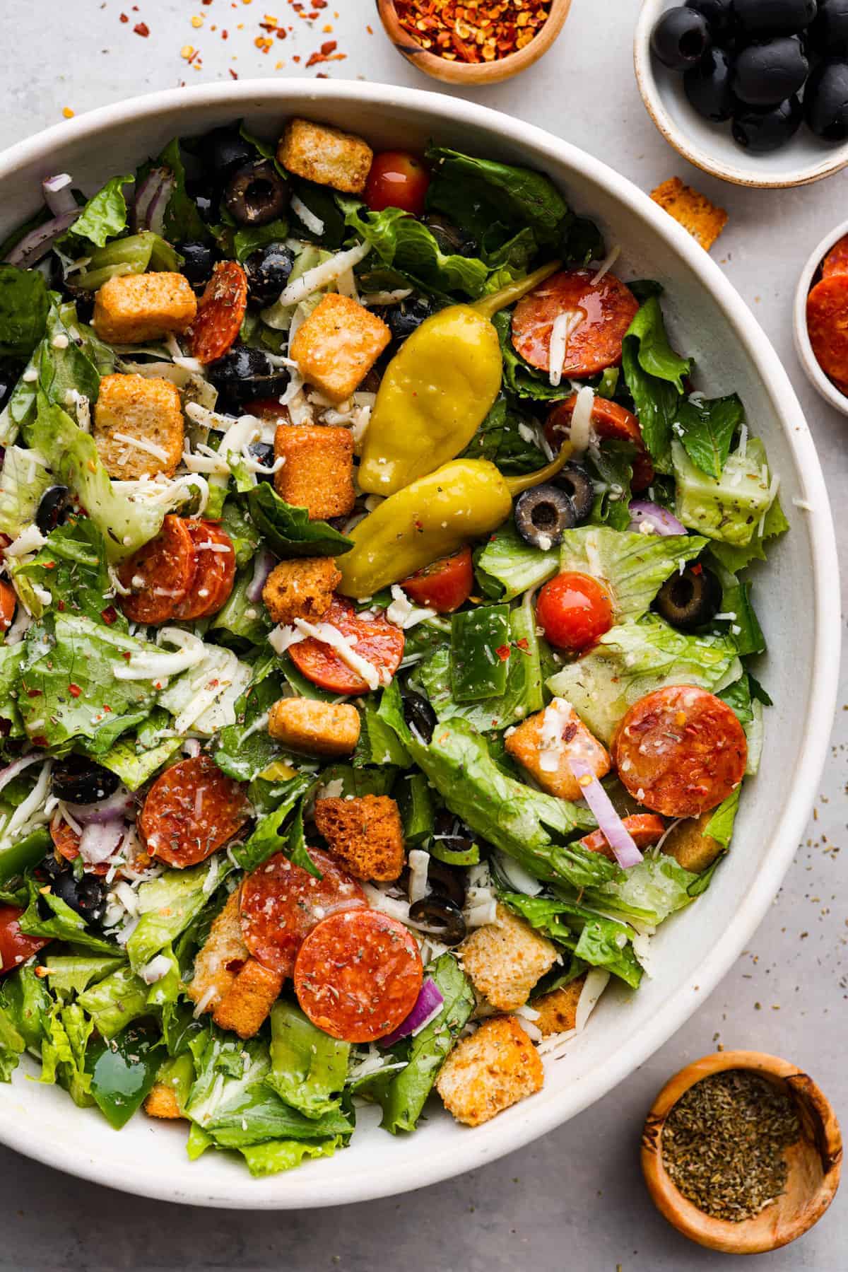 Easy Pizza Salad